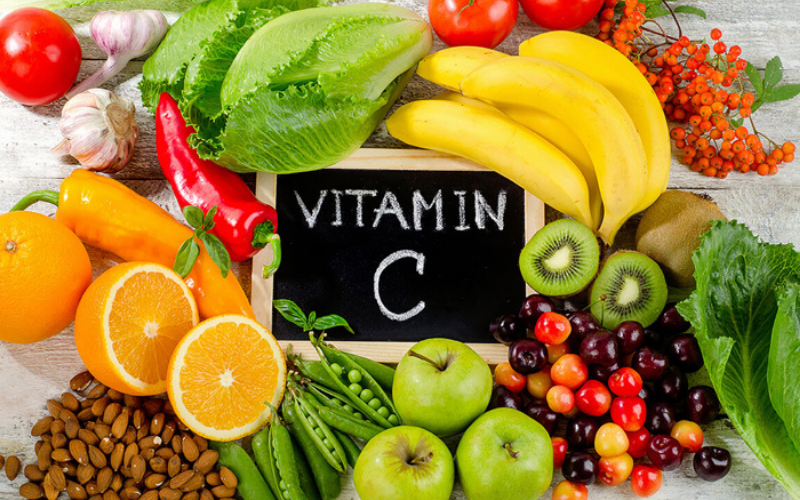 Đau thần kinh toạ nên ăn thực phẩm bổ sung chất vitamin c